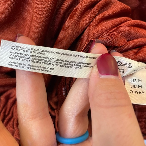 Free People Intimately Meant To Be Ruched Top Bell Sleeve in Cherry Chai -size M - Picture 11 of 13